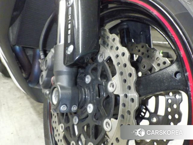 Проданный Kawasaki ZX-10R NINJA ABS id 4192707 из Японии, фото 13