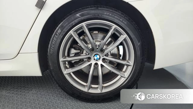 BMW 5 Series (G30) id 4746926 из Кореи 13