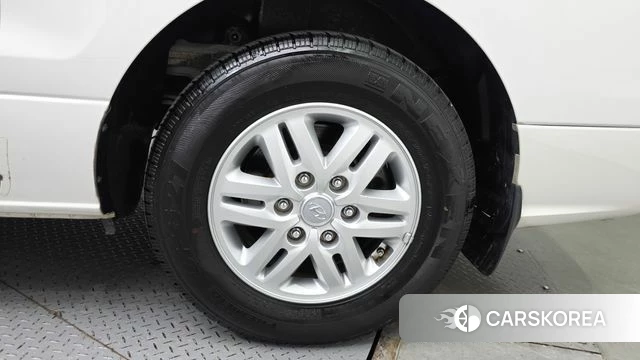 Hyundai The New Grand Starex id 4245977 из Кореи 13