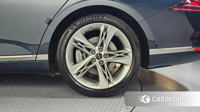 Genesis G90 (RS4) id 4415426 из Кореи 13