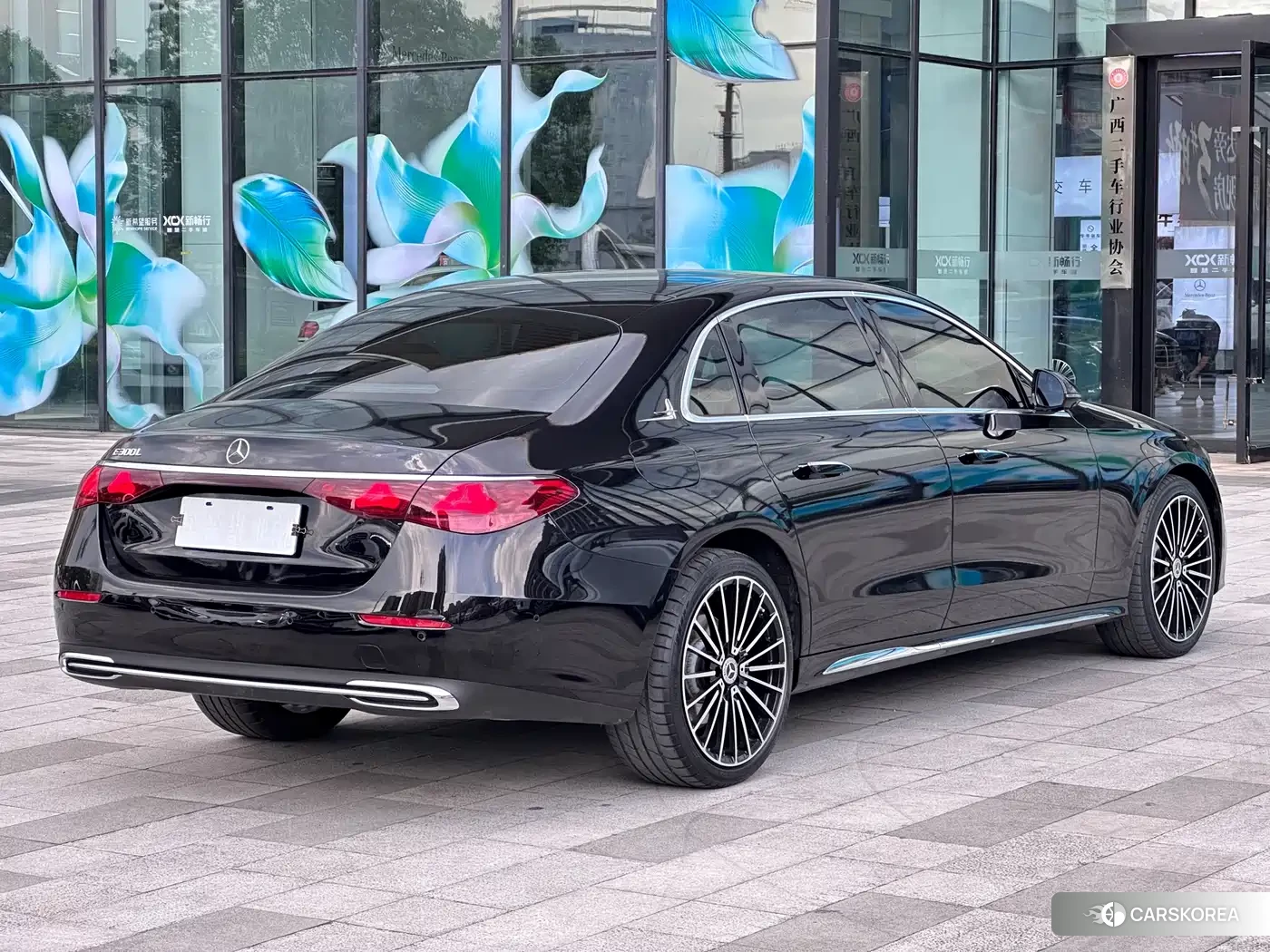 Mercedes-Benz E-Class id 4546705 из Китая 13