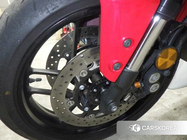 Yamaha XSR900GP id 3945849 из Японии 13
