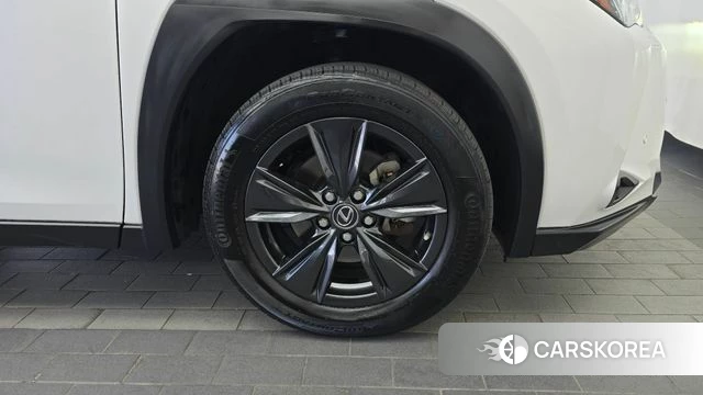 Lexus UX250h id 4463401 из Кореи 13
