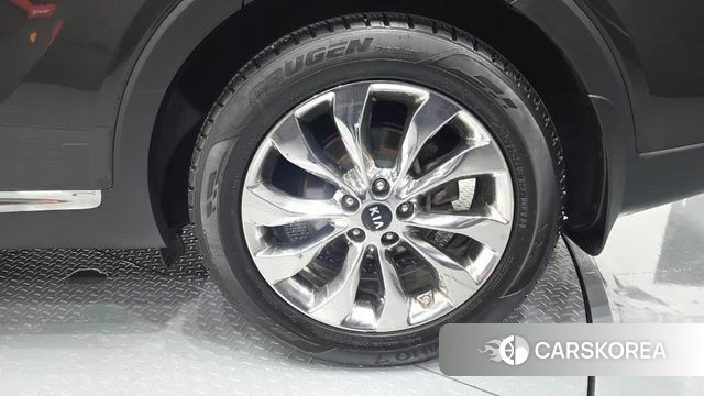 Kia The New Sorento id 4378219 из Кореи 13