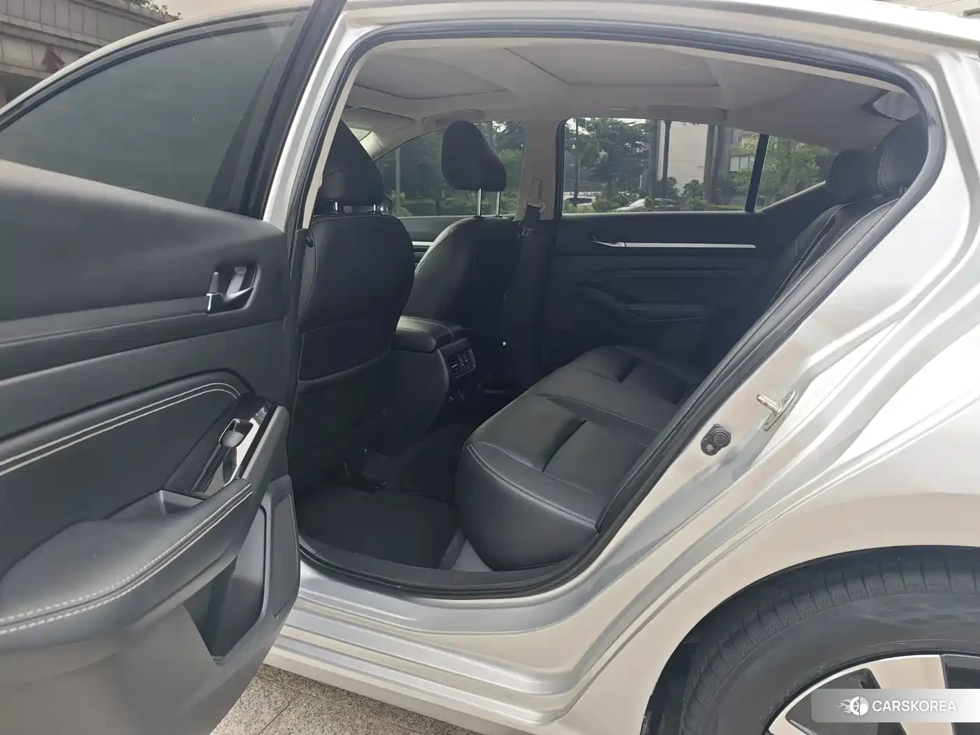 Nissan Altima id 4547463 из Китая 13