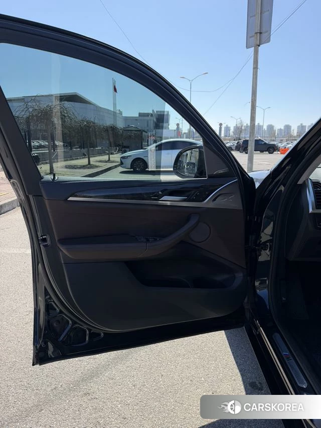 BMW X3 id 4208304 из Китая 13