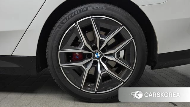 BMW 5 Series (G60) id 4767297 из Кореи 13