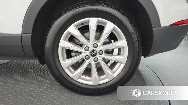Audi Q3 (F3) id 4433438 из Кореи 13