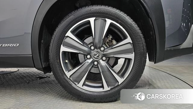 Lexus UX250h id 4459292 из Кореи 13