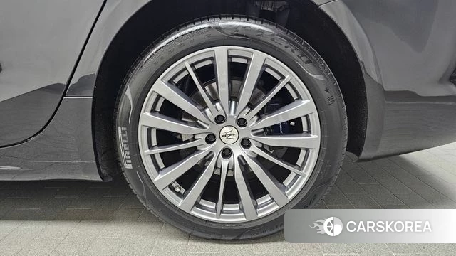 Maserati Ghibli id 4422937 из Кореи 13
