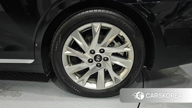 Hyundai The New Grandeur IG Hybrid id 4573642 из Кореи 13