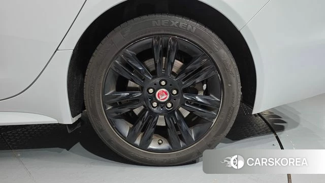Jaguar XF (X260) id 4396804 из Кореи 13