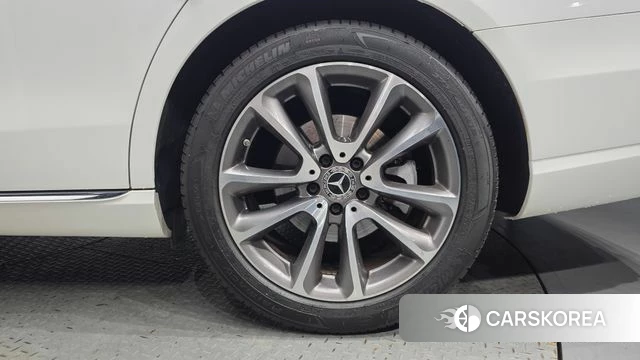 Mercedes-Benz E-Class W213 id 4483198 из Кореи 13