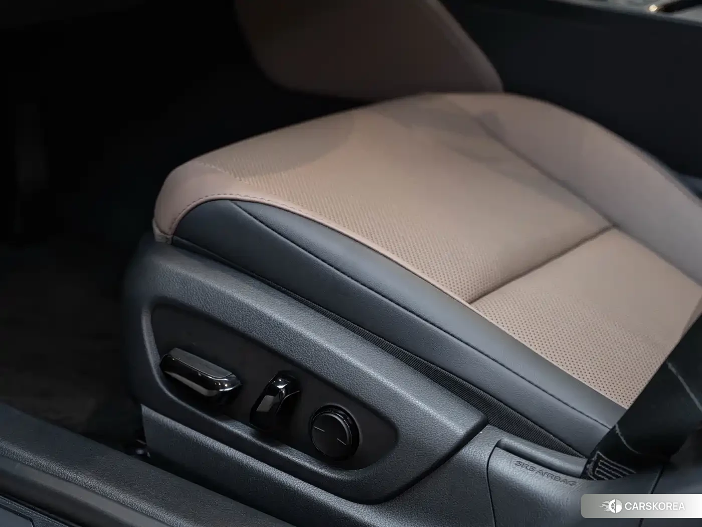Lexus ES id 4606906 из Китая 13