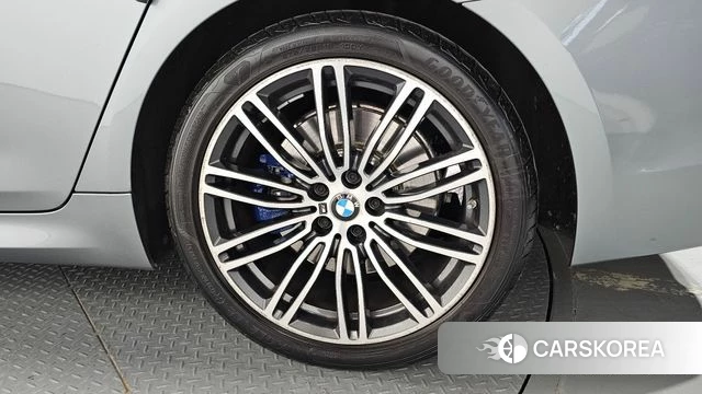 BMW 5 Series (G30) id 4225347 из Кореи 13