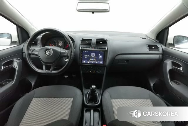 Volkswagen Polo id 4210598 из Китая 13