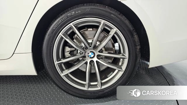 BMW 5 Series (G30) id 4698404 из Кореи 13