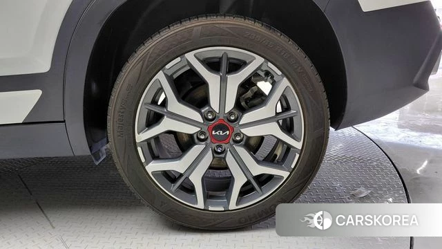 Kia Seltos id 4293164 из Кореи 13