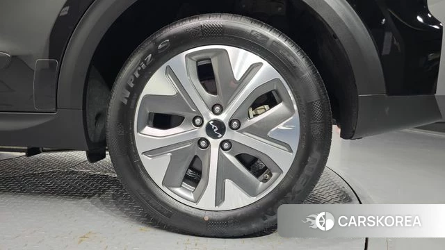 Kia Niro Plus id 4692289 из Кореи 13