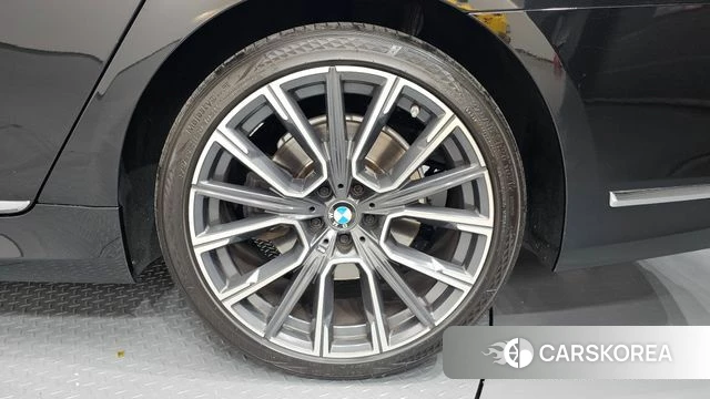 BMW 7 Series (G11) id 4196768 из Кореи 13