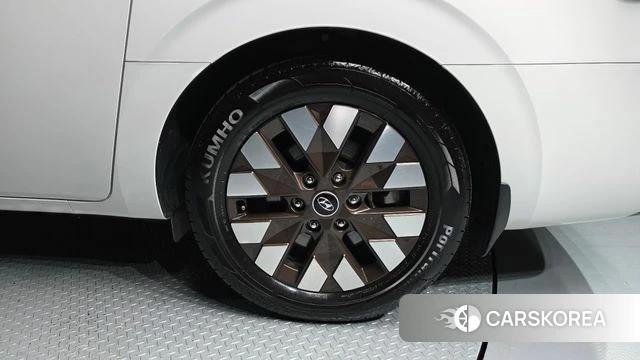 Hyundai Staria id 4336898 из Кореи 13