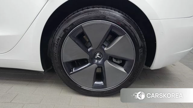 Tesla Model 3 id 4665999 из Кореи 13