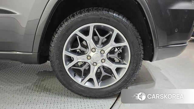 Jeep Grand Cherokee id 4535457 из Кореи 13