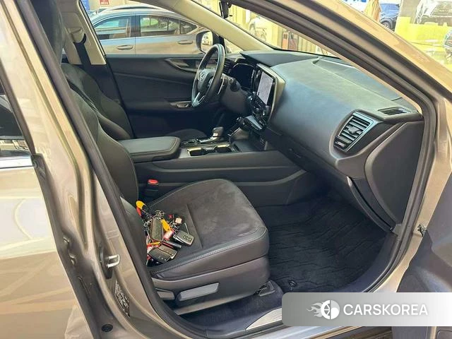 Lexus NX id 4273944 из Китая 13