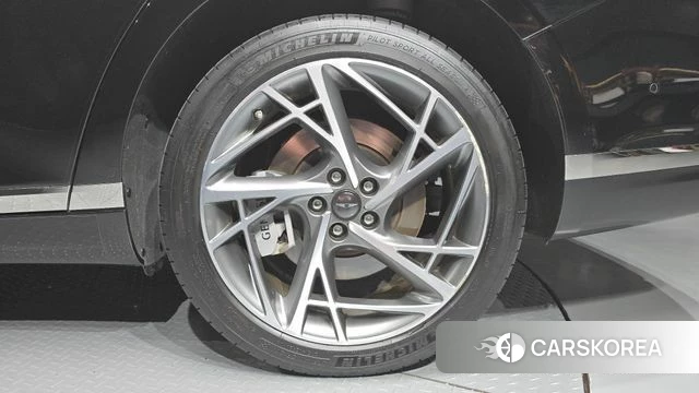 Genesis G90 (RS4) id 4758600 из Кореи 13