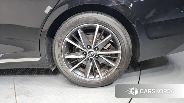 Hyundai The New Grandeur IG id 4604001 из Кореи 13