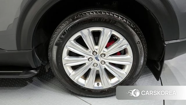 Ford Explorer 6th Generation id 4279971 из Кореи 13