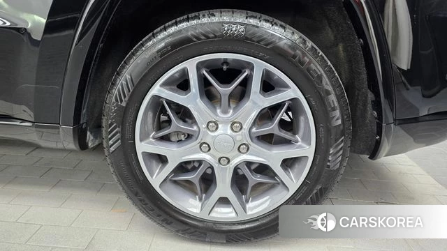 Jeep Grand Cherokee id 4882026 из Кореи 13