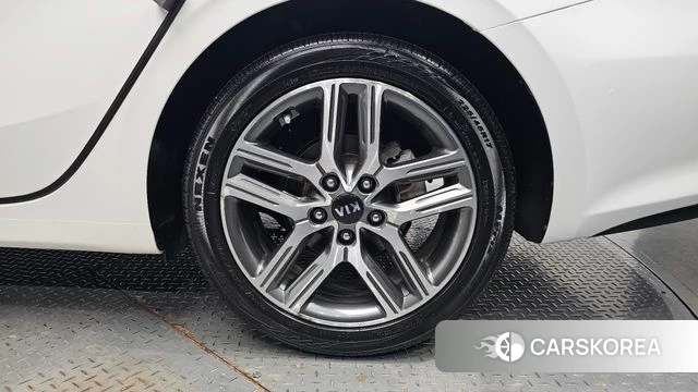 Kia Come New K3 id 4677950 из Кореи 13
