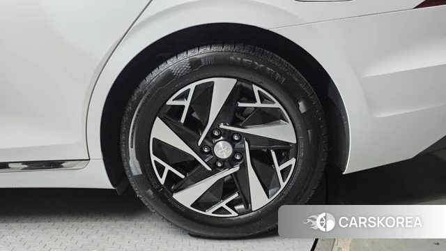 Hyundai The New Grandeur IG Hybrid id 4445213 из Кореи 13