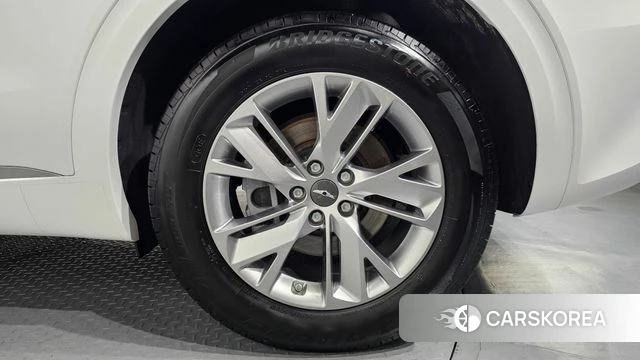Genesis GV70 id 4280537 из Кореи 13