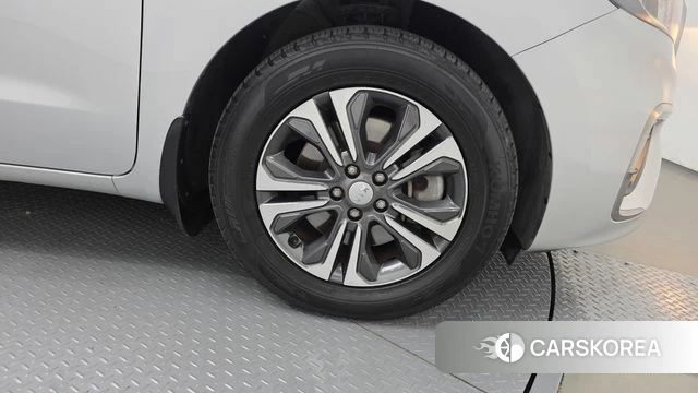 Kia The New Carnival id 4536611 из Кореи 13