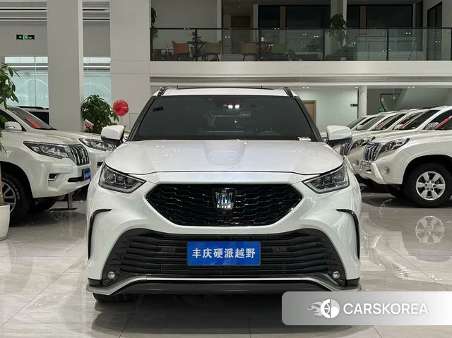 Toyota Crown Lufang id 4348498 из Китая 13