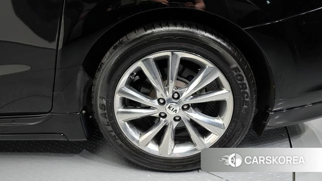 Kia The New Carnival id 4268656 из Кореи 13