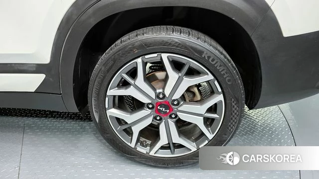 Kia Seltos id 4330430 из Кореи 13