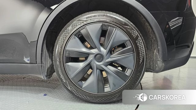 Tesla Model Y id 4488078 из Кореи 13