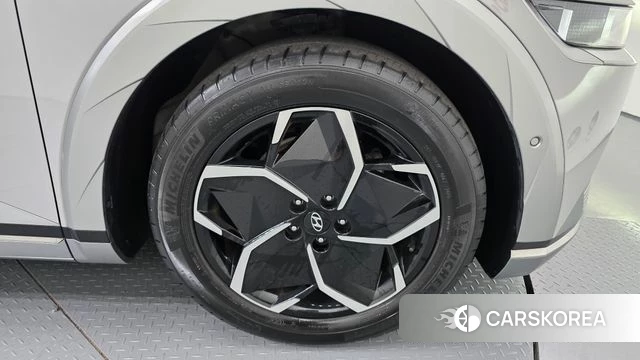 Hyundai Ionic 5 id 4571859 из Кореи 13