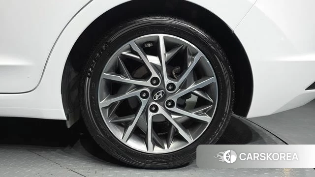 Hyundai The New Avante AD id 4677703 из Кореи 13