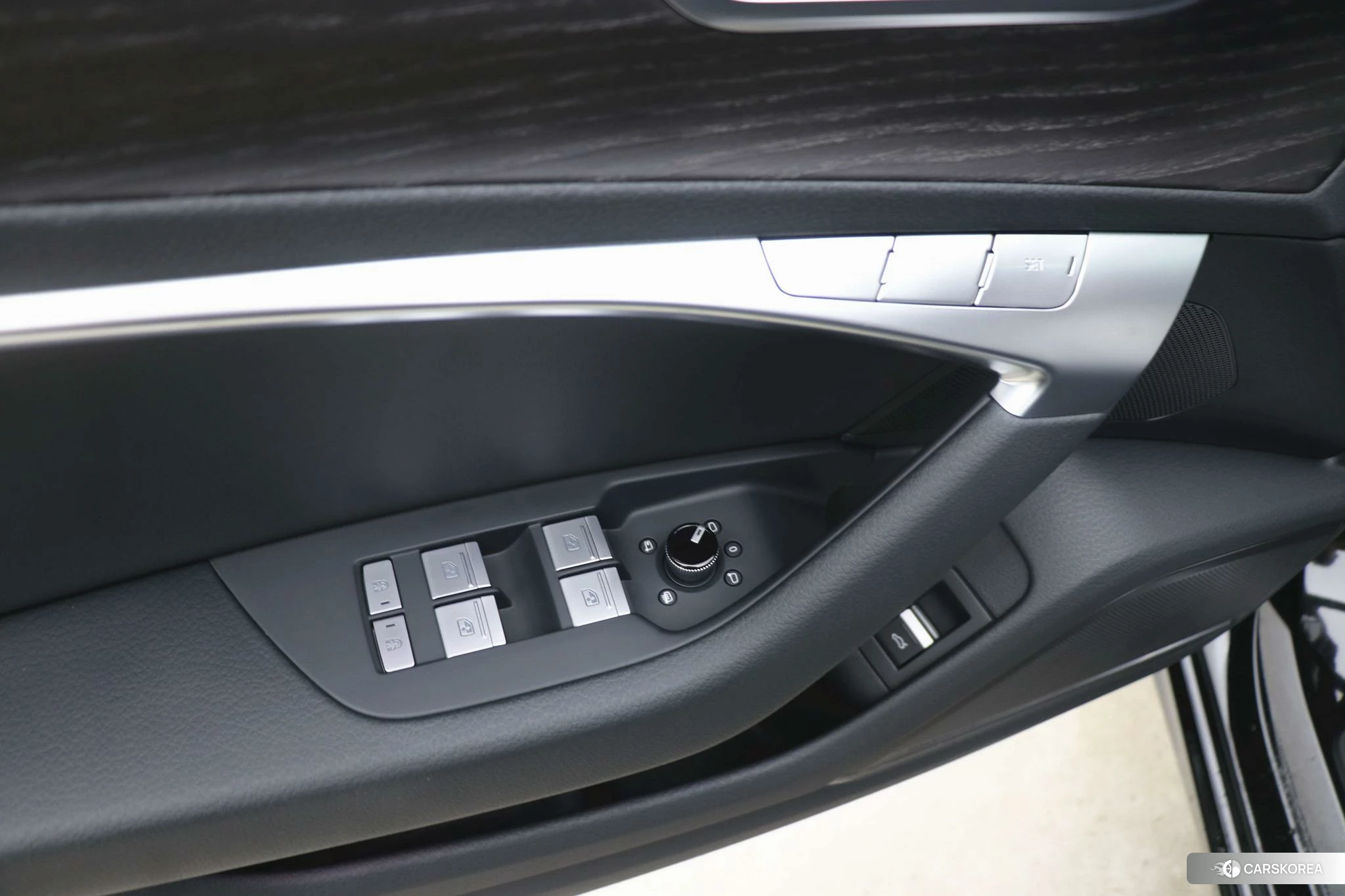 Audi A6L id 4505004 из Китая 13