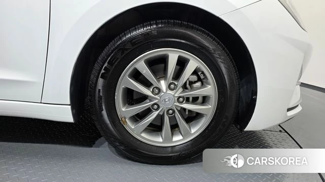 Hyundai The New Avante AD id 4620118 из Кореи 13