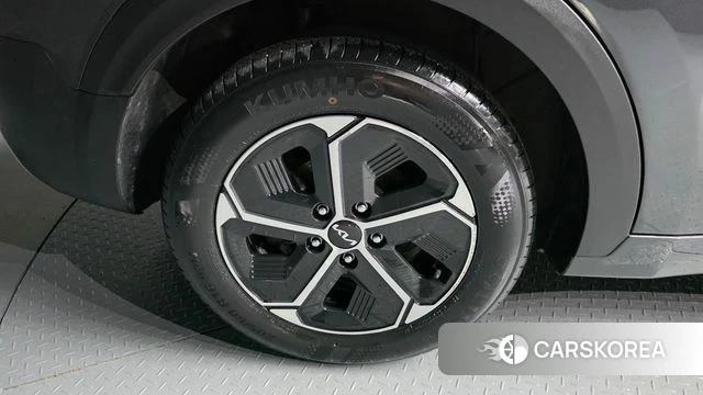 Kia Di Ol Nu Niro id 4388946 из Кореи 13