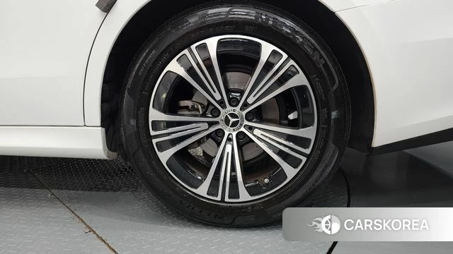 Mercedes-Benz E-Class W214 id 4762410 из Кореи 13