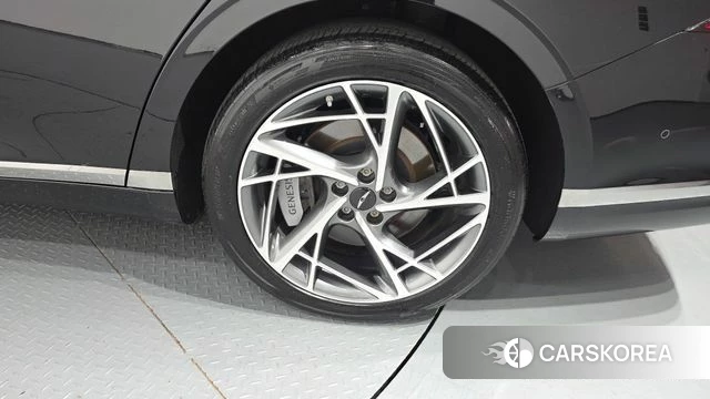 Genesis G90 (RS4) id 4848379 из Кореи 13