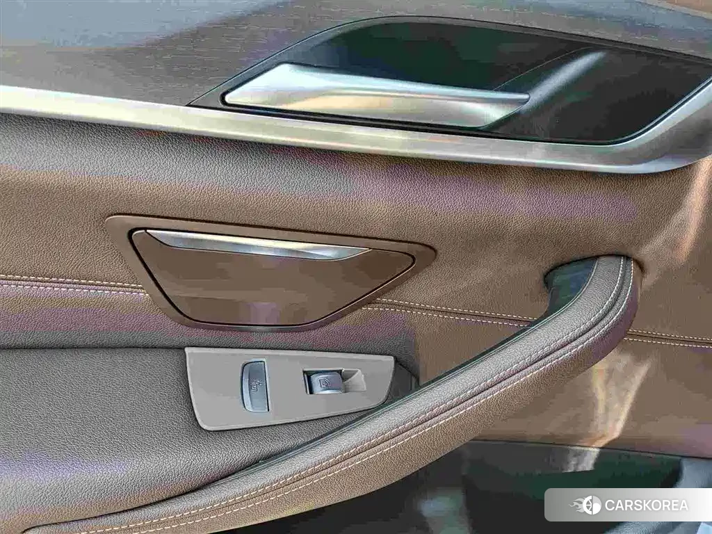 BMW 5 series id 4548405 из Китая 13