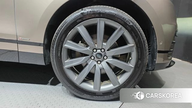 Land Rover Range Rover Velar id 4780953 из Кореи 13