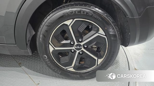 Kia Di Ol Nu Niro id 4763905 из Кореи 13